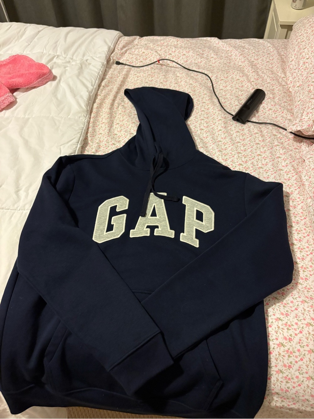 GAP Black Pullover Hooded Sweatshirt with Drawstring